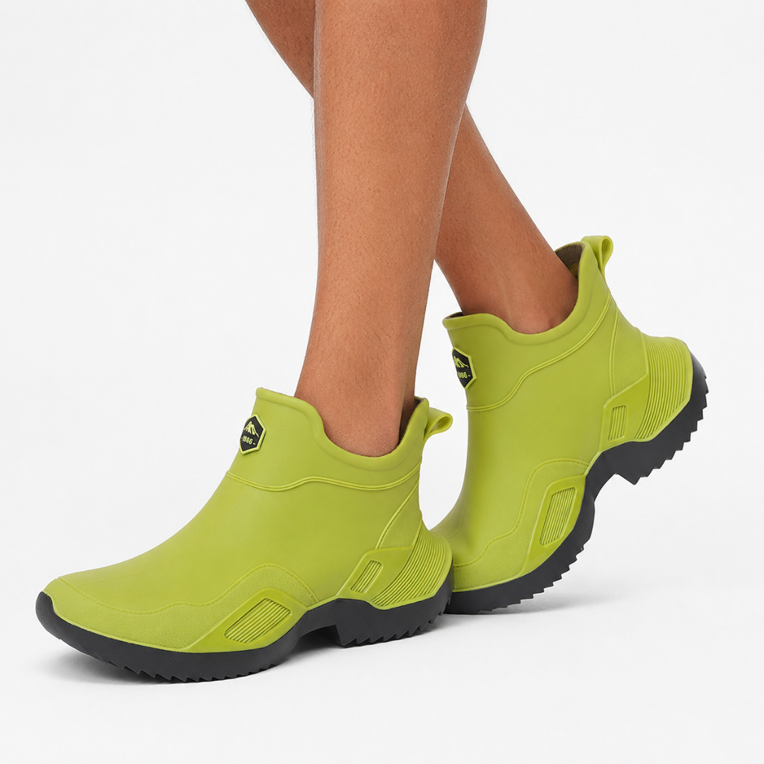 Celrien | Short Pull On Boots
