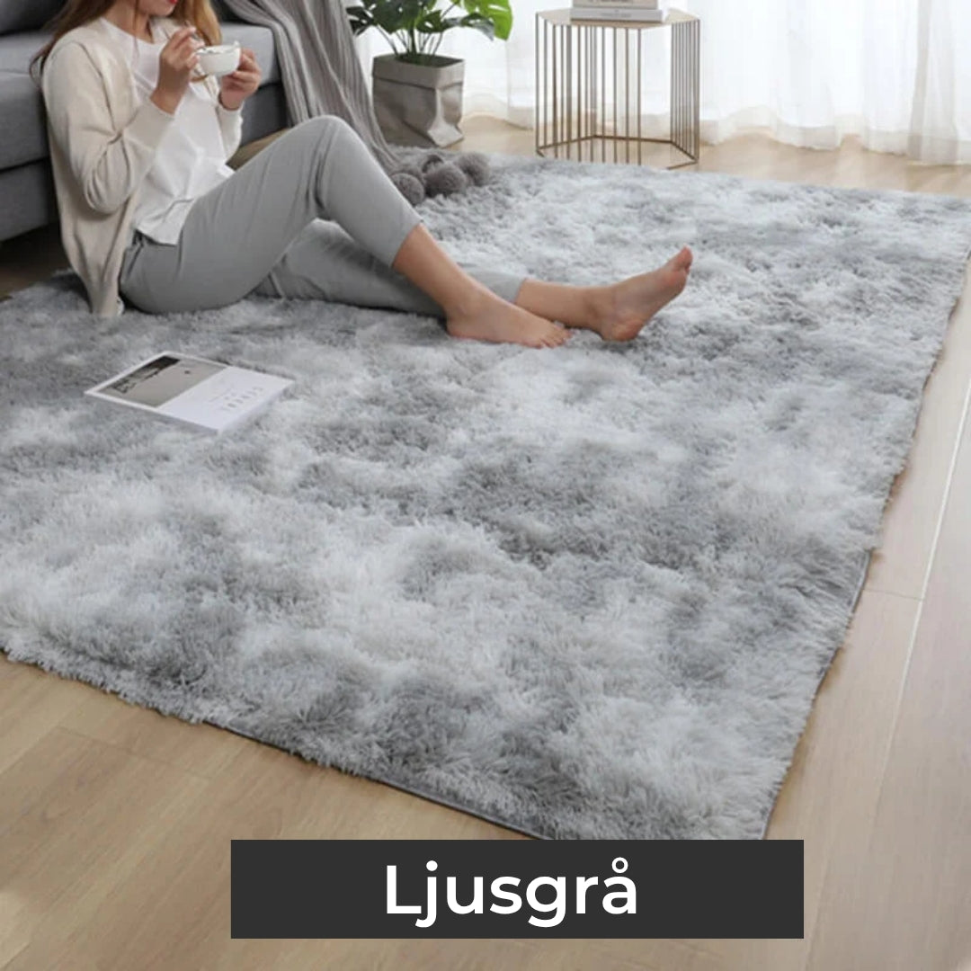 Mountain Rug of Silk and Wool