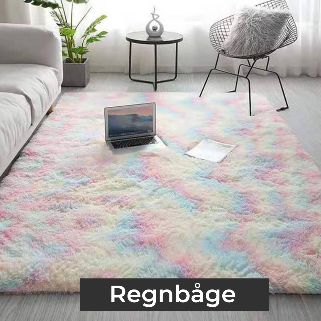 Mountain Rug of Silk and Wool