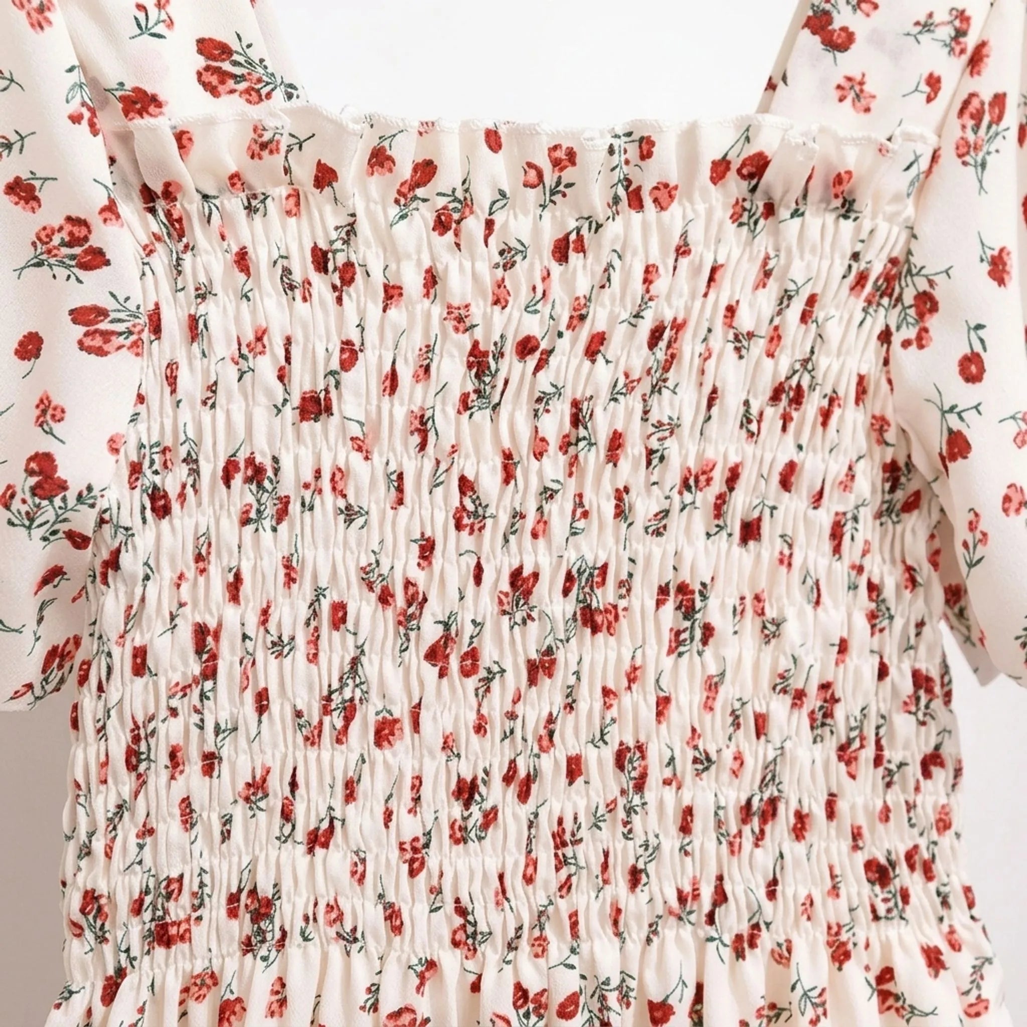 Celrien | Floral Smocked Knee-Length Dress