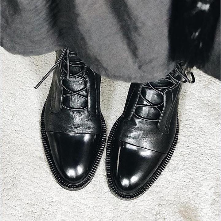 Elegant Lace-Up Ankle Boots
