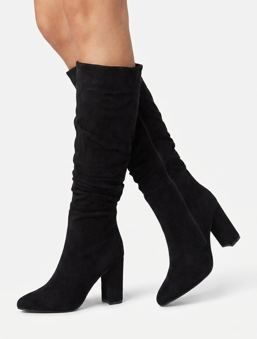 Suede Boots with Square Heel and Zip - Black