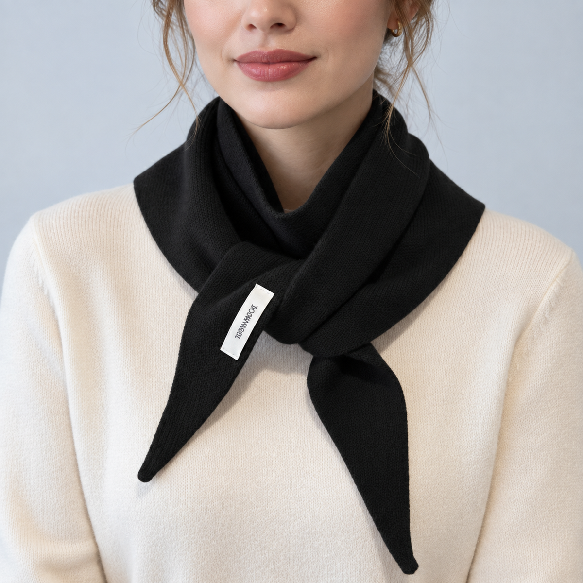 Celrien | Wool Knit Triangular Scarf