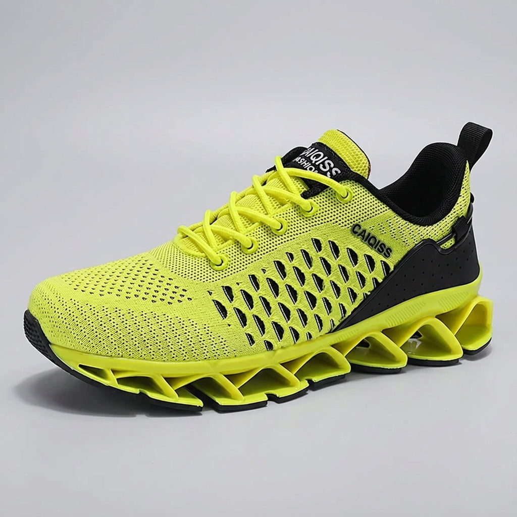 Lightweight breathable running shoe with responsive cushioning and knit upper
