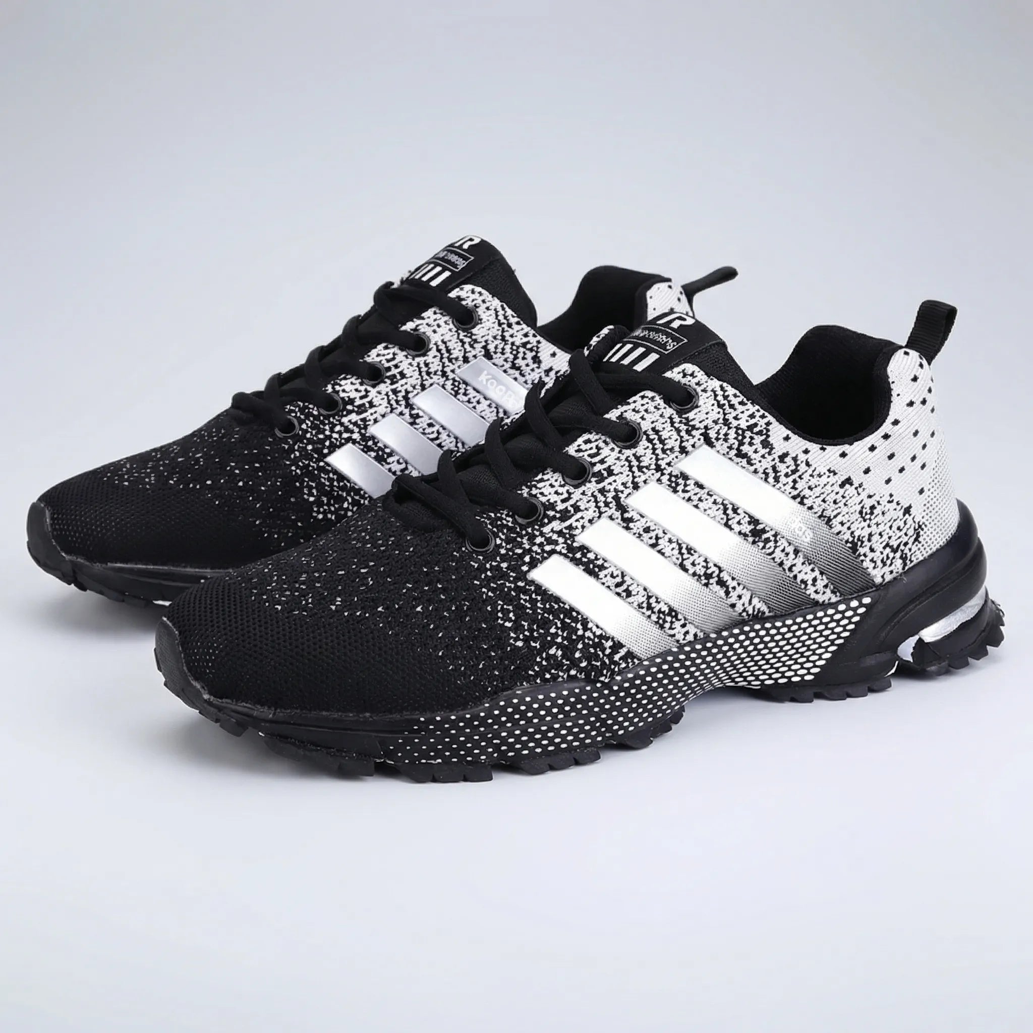 Lightweight running shoe with breathable mesh upper and padded sole