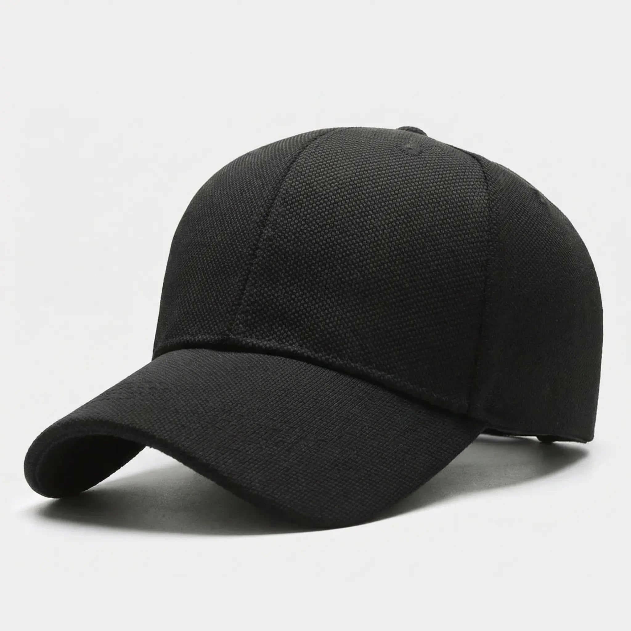 Minimalist baseball cap with adjustable flat peak and structured crown