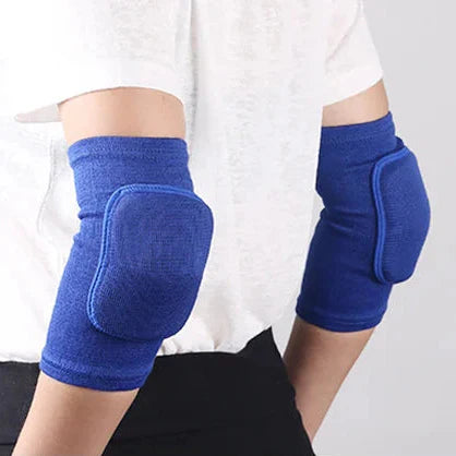 Elastic padded elbow sleeve with impact protection for sports