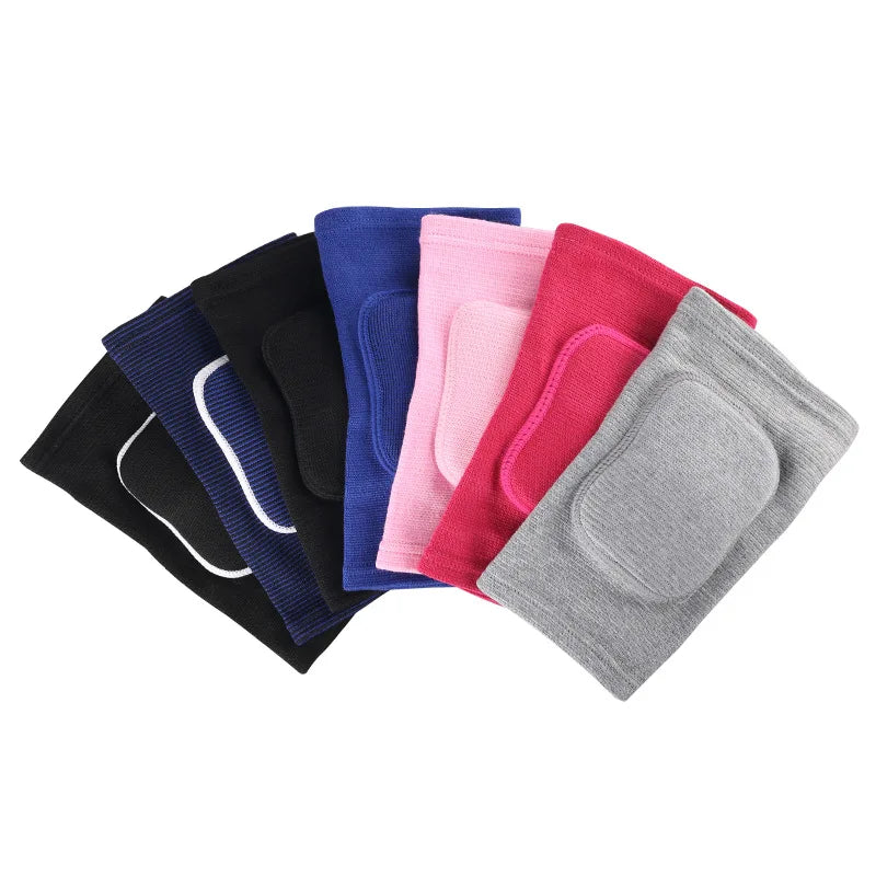 Elastic padded elbow sleeve with impact protection for sports