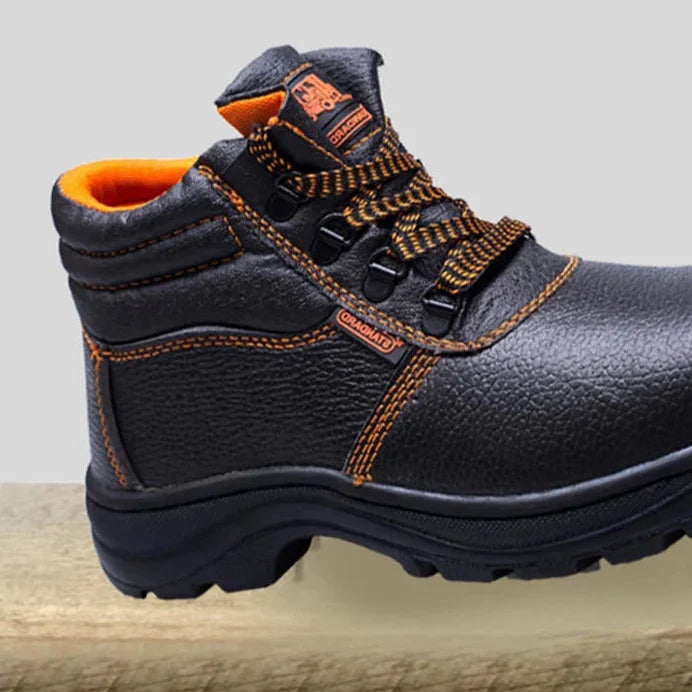 Men's ankle high safety boots with reinforced toe cap