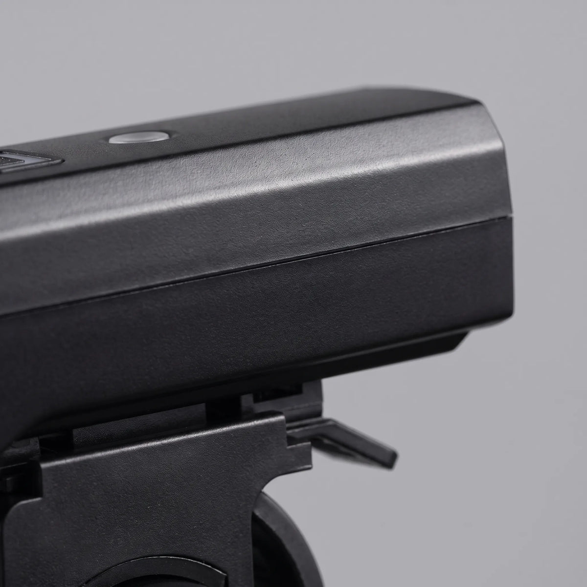 Rechargeable LED bike headlight with adjustable beam angle and digital display