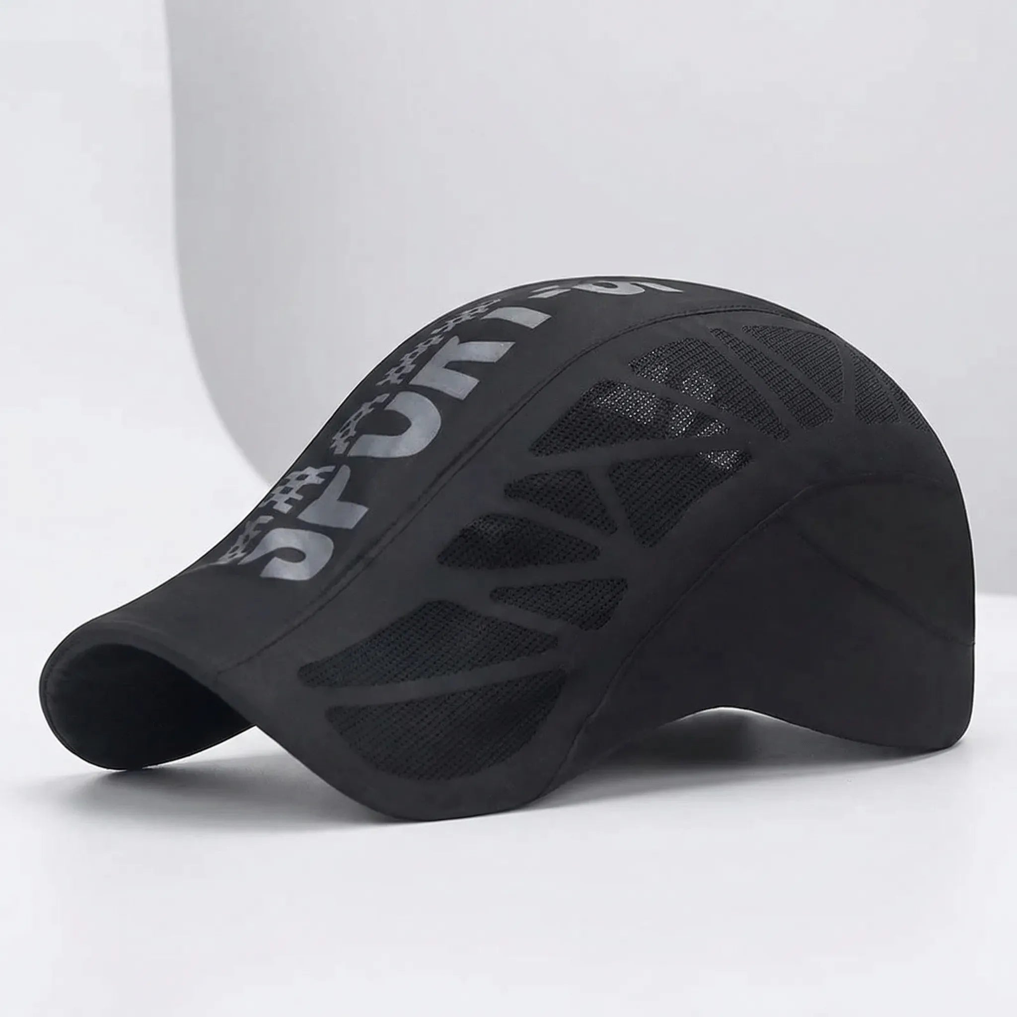 Men's breathable mesh sports cap with ventilation panels and sun bill