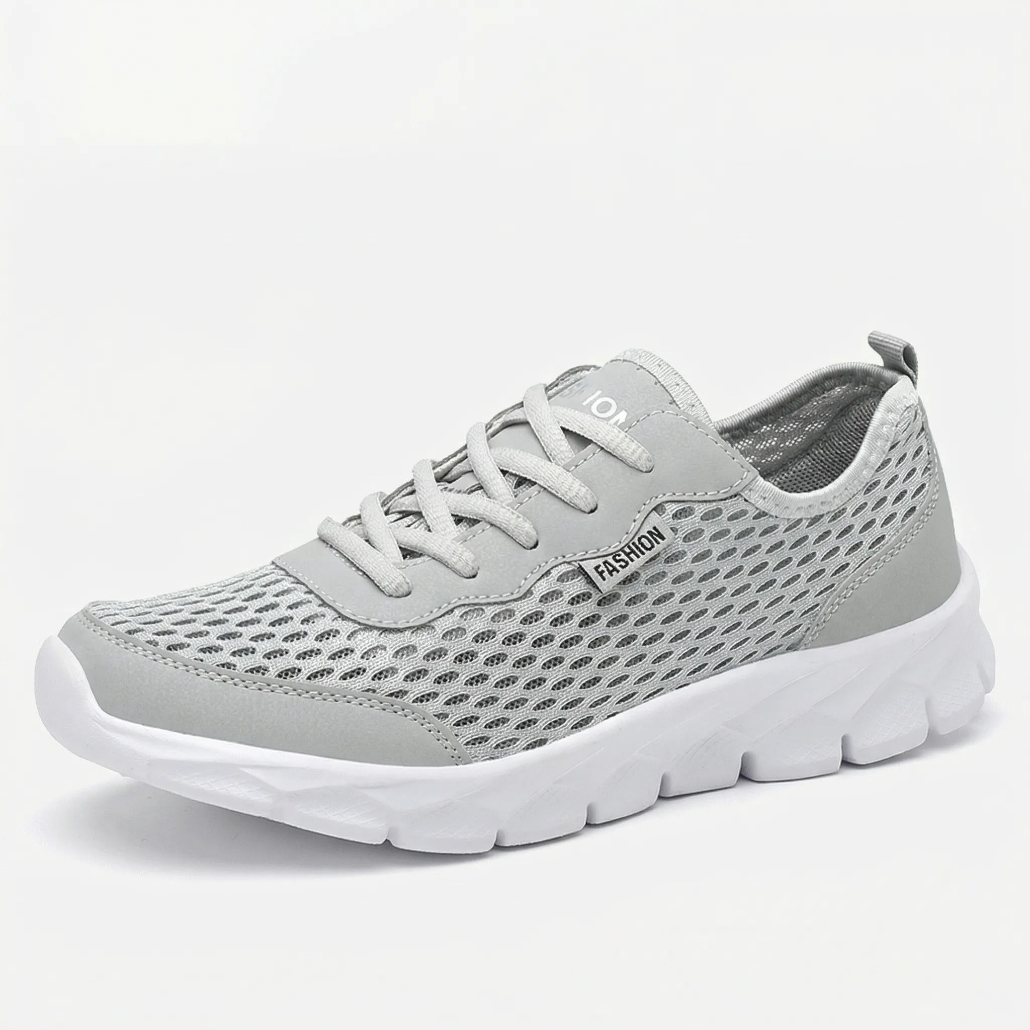 Lightweight men's running shoe with breathable mesh upper and cushioned sole