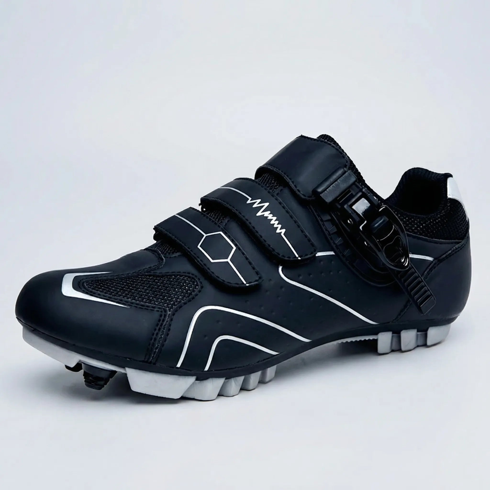Men's MTB cycling shoe with SPD compatible recessed sole and ratchet buckle