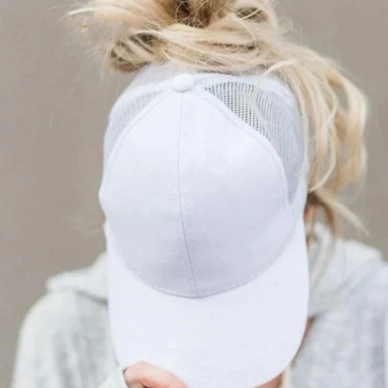 Women's ponytail baseball cap with breathable mesh back panel