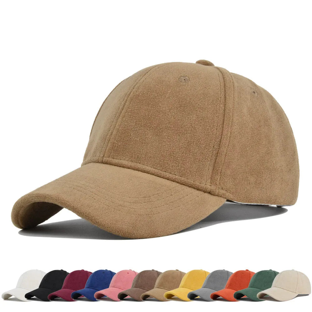 Retro suede baseball cap with snapback closure in unisex fit