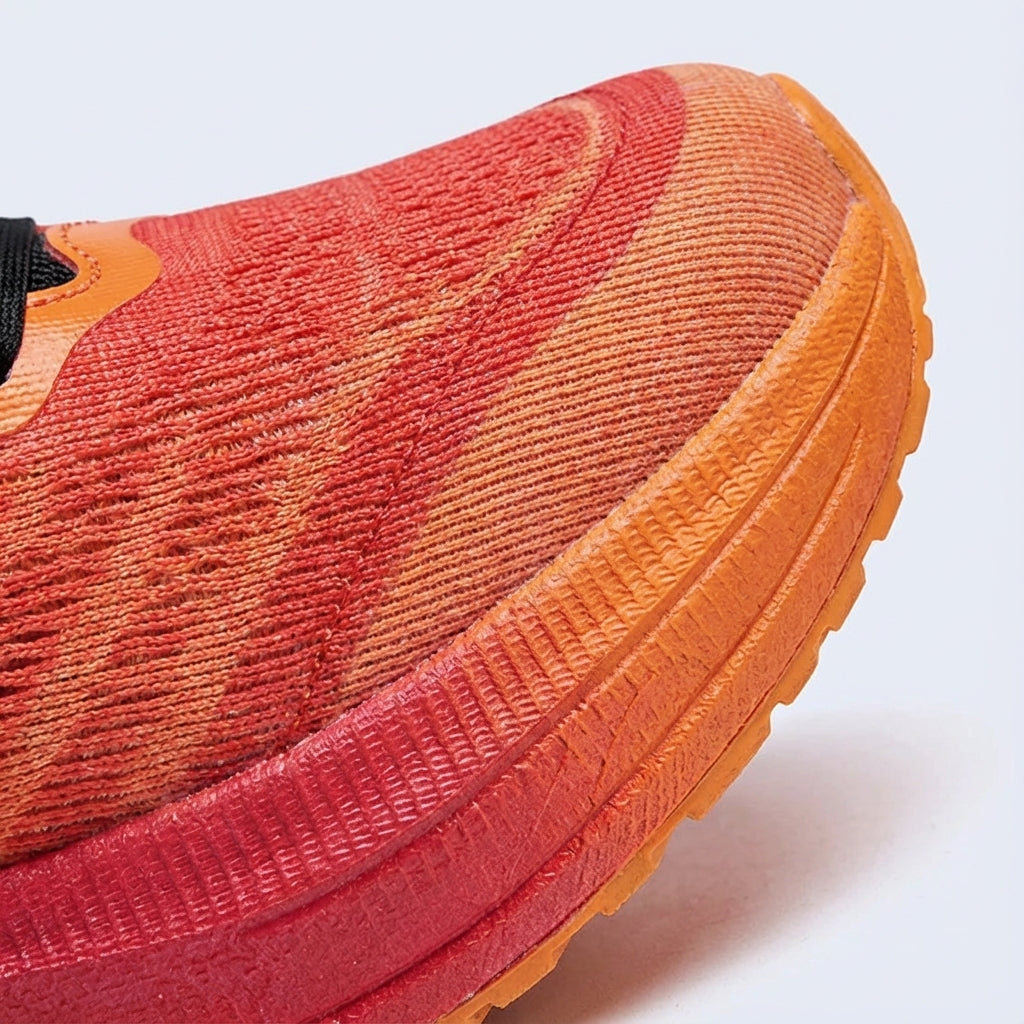 Men's low-top running shoe with lightweight cushioning and breathable upper