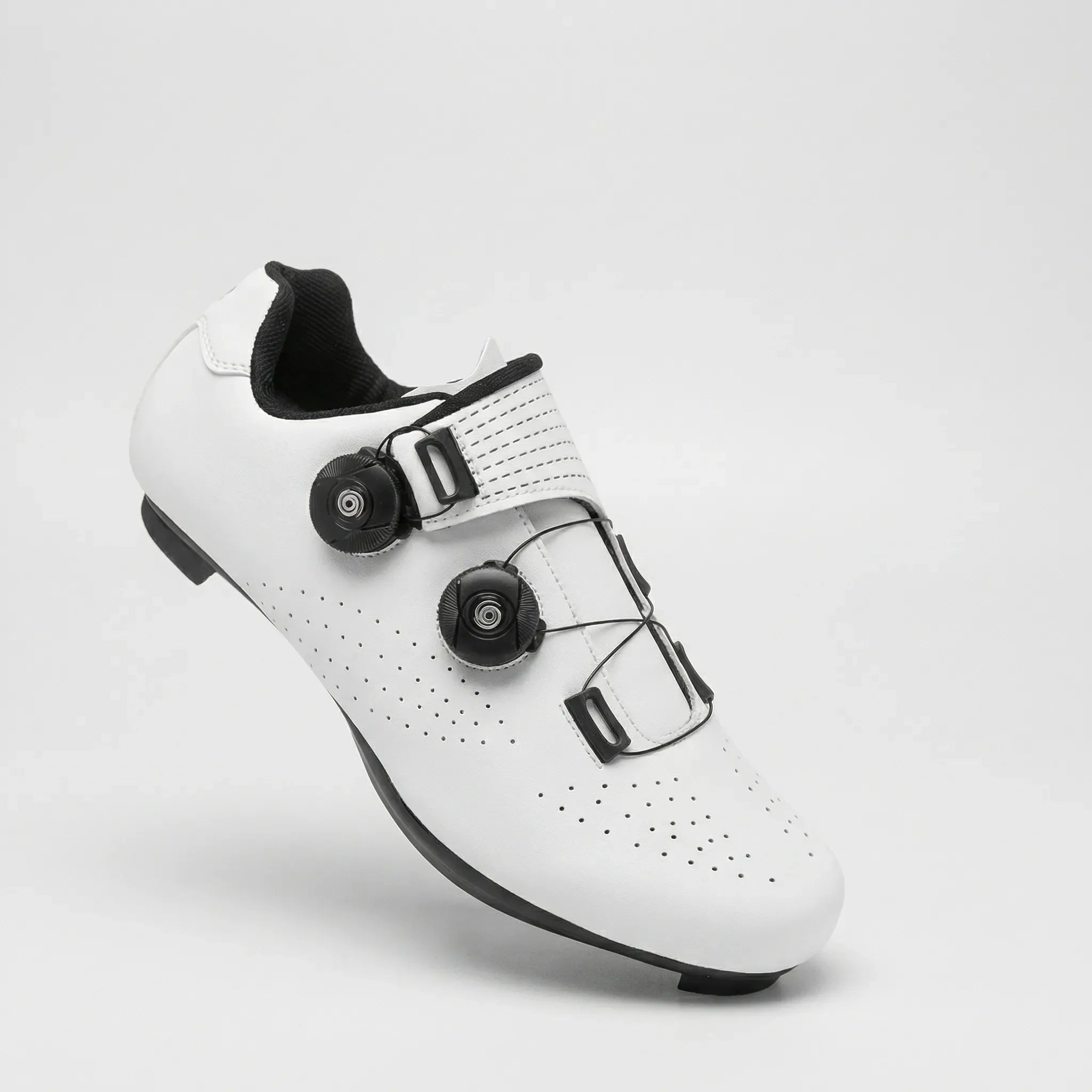Men's SPD-compatible cycling shoe with dual rotary dials and ventilated upper