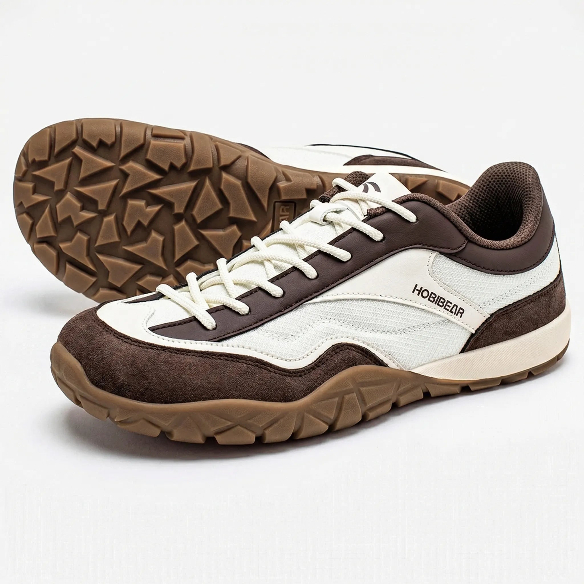 Wide-fit trail walking shoes with non-slip sole and retro styling