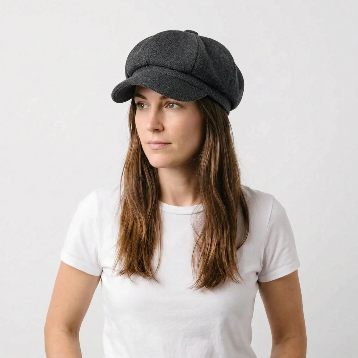 Classic beret with visor and dense woven material for cool weather
