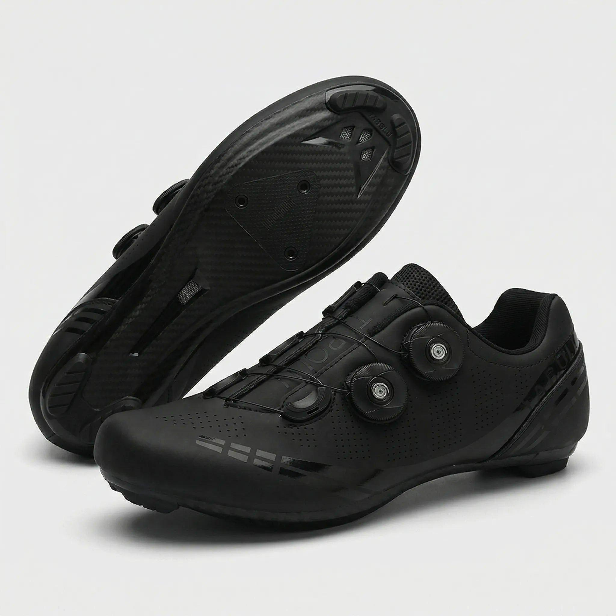 MTB cycling shoe with rotary knob closure and SPD cleat compatibility
