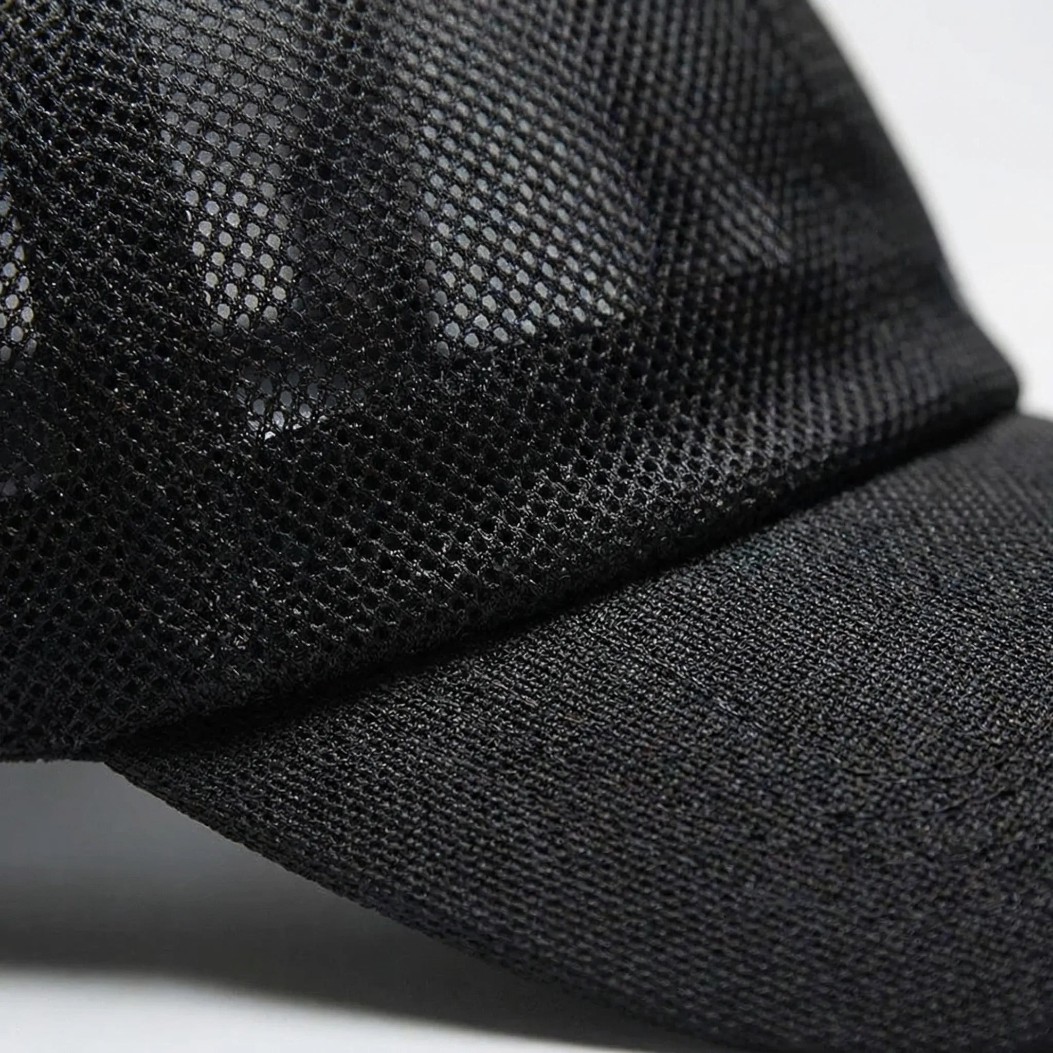 Full mesh breathable baseball cap with snapback closure
