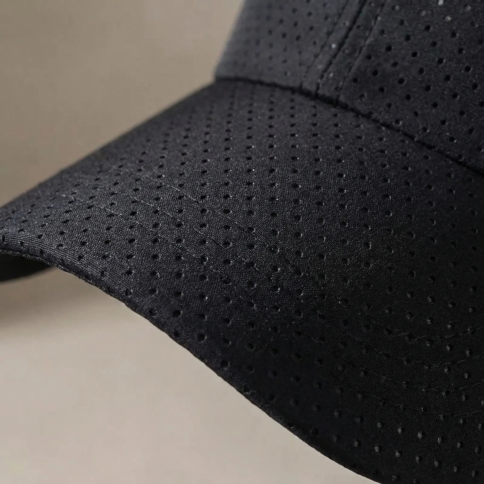 Breathable perforated baseball cap with structured visor for men and women