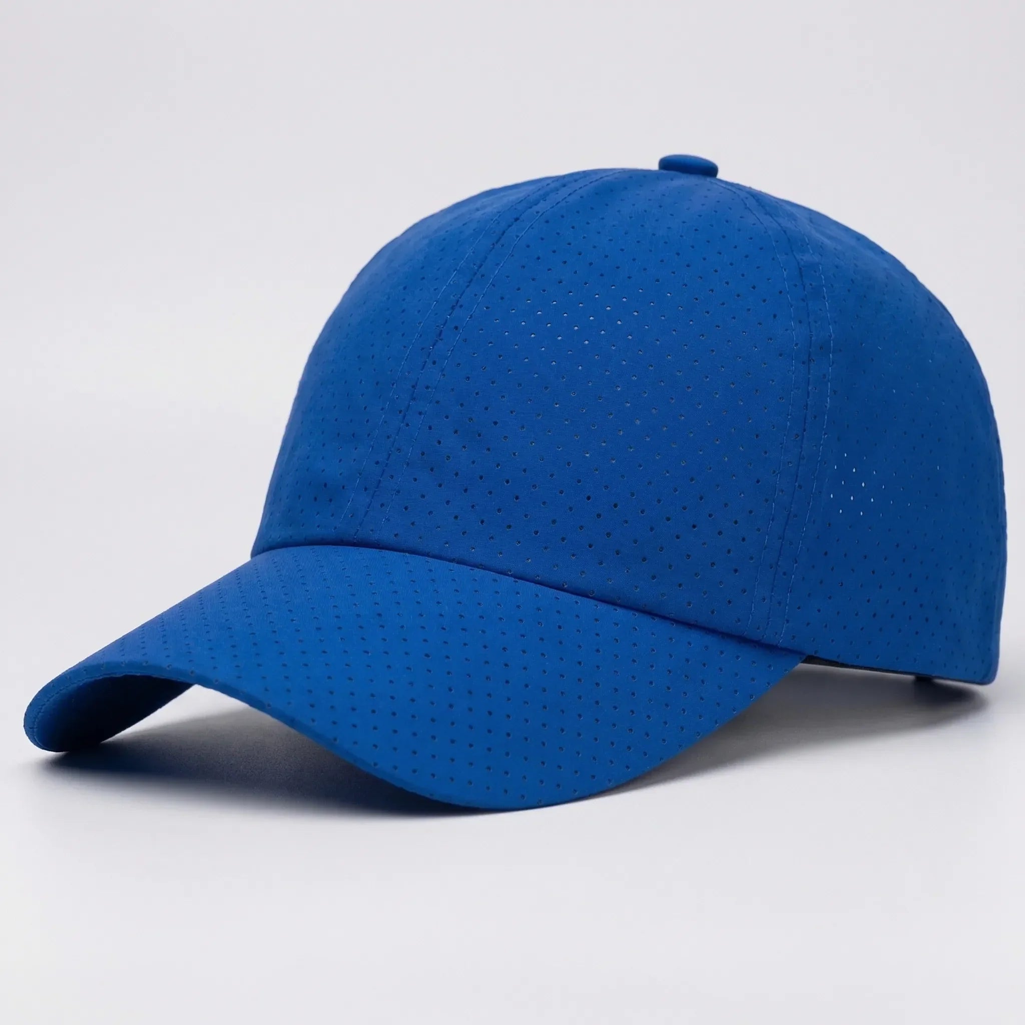 Breathable perforated baseball cap with structured visor for men and women