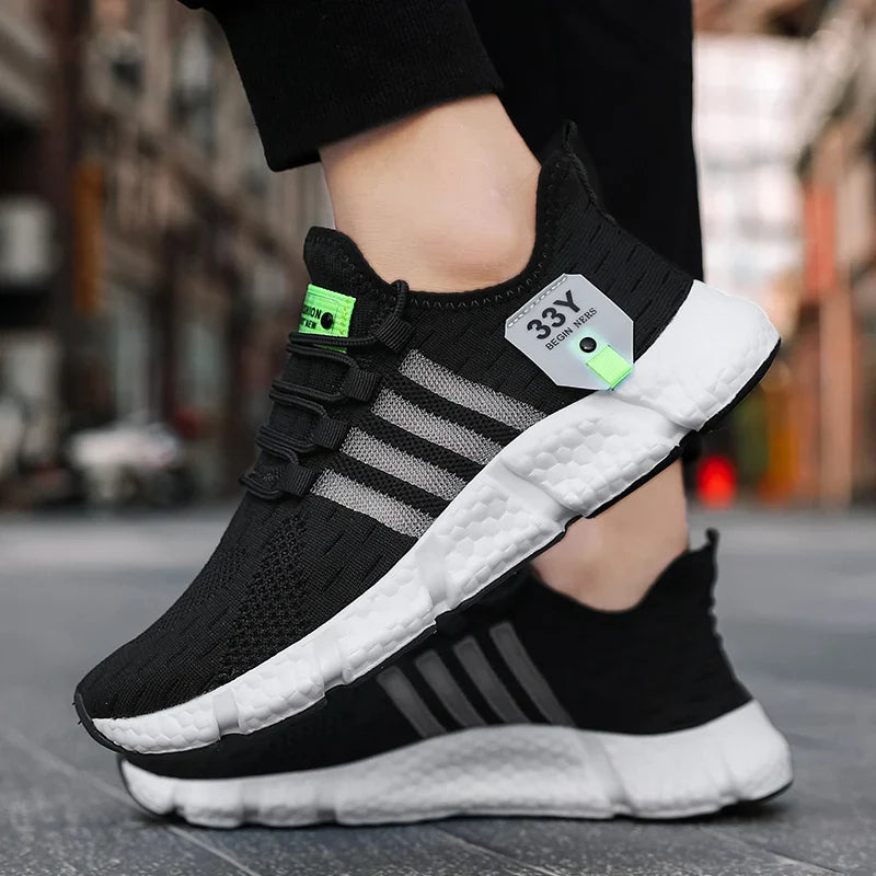 Men's lightweight mesh sneaker with breathable upper and cushioned sole