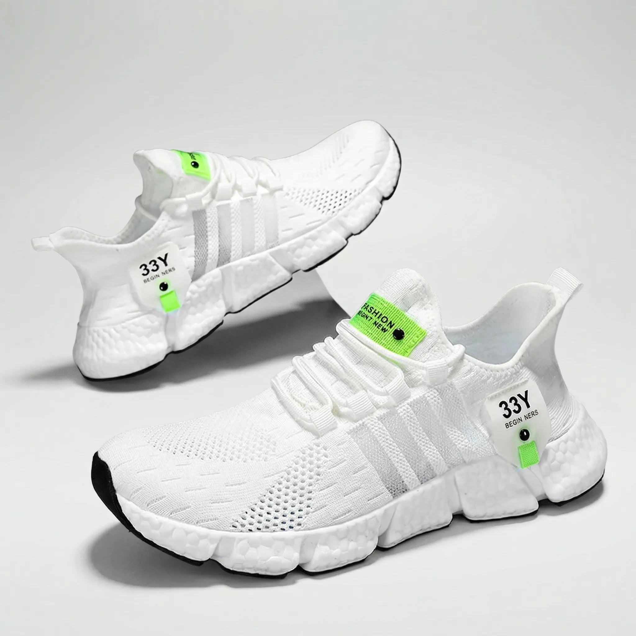 Men's lightweight mesh sneaker with breathable upper and cushioned sole