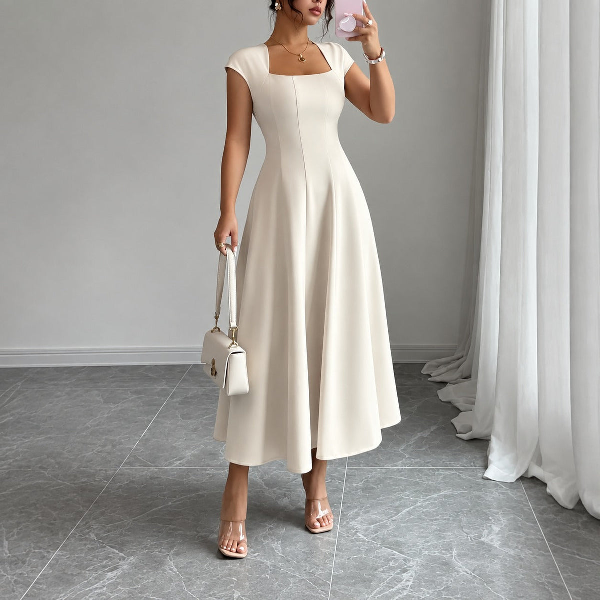 Square Neck Dress with A-Line Skirt / A Classic Silhouette that Enhances Proportions