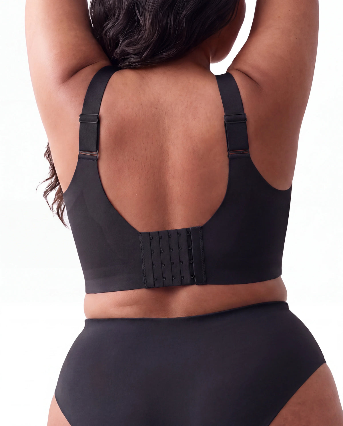 Total Support Wireless Bra — Silhouette Effect