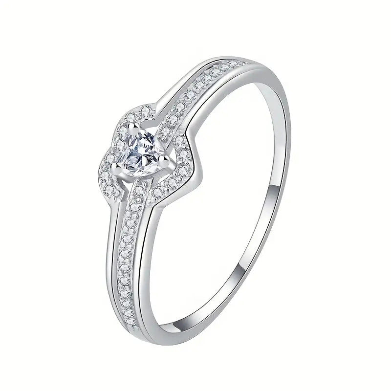 Elegant 925 Sterling Silver Heart Ring with Sparkling Zirconia