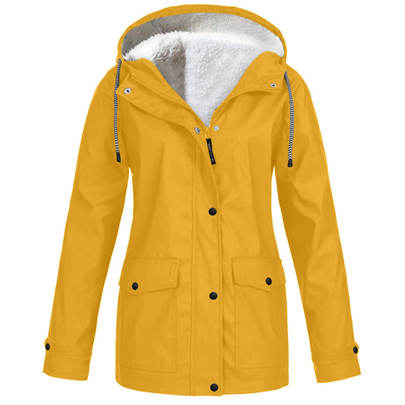 Windproof Jacket with Soft Fleece Lining and Hood – for All Weather Conditions