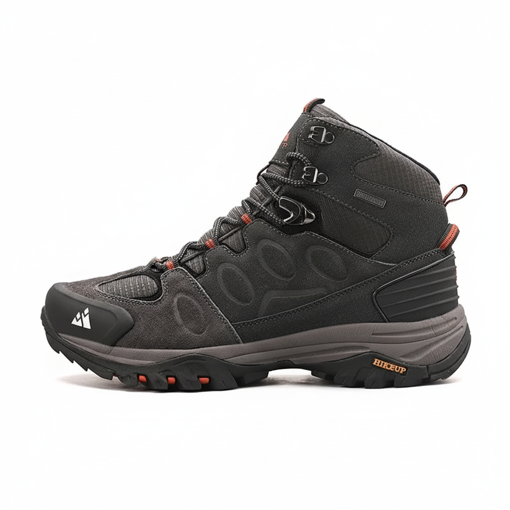 Men's high hiking boot with laced closure and deep tread sole