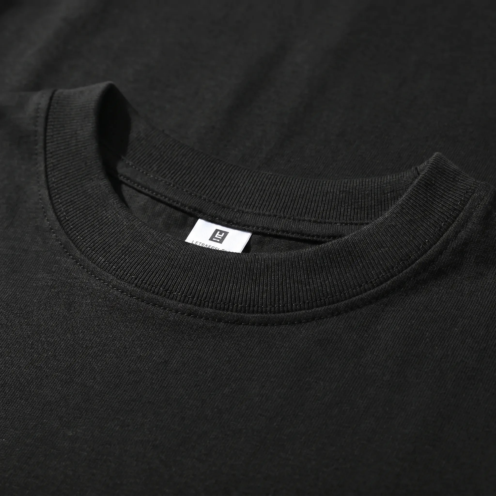 Celrien | Heavyweight Short-Sleeve T-Shirt