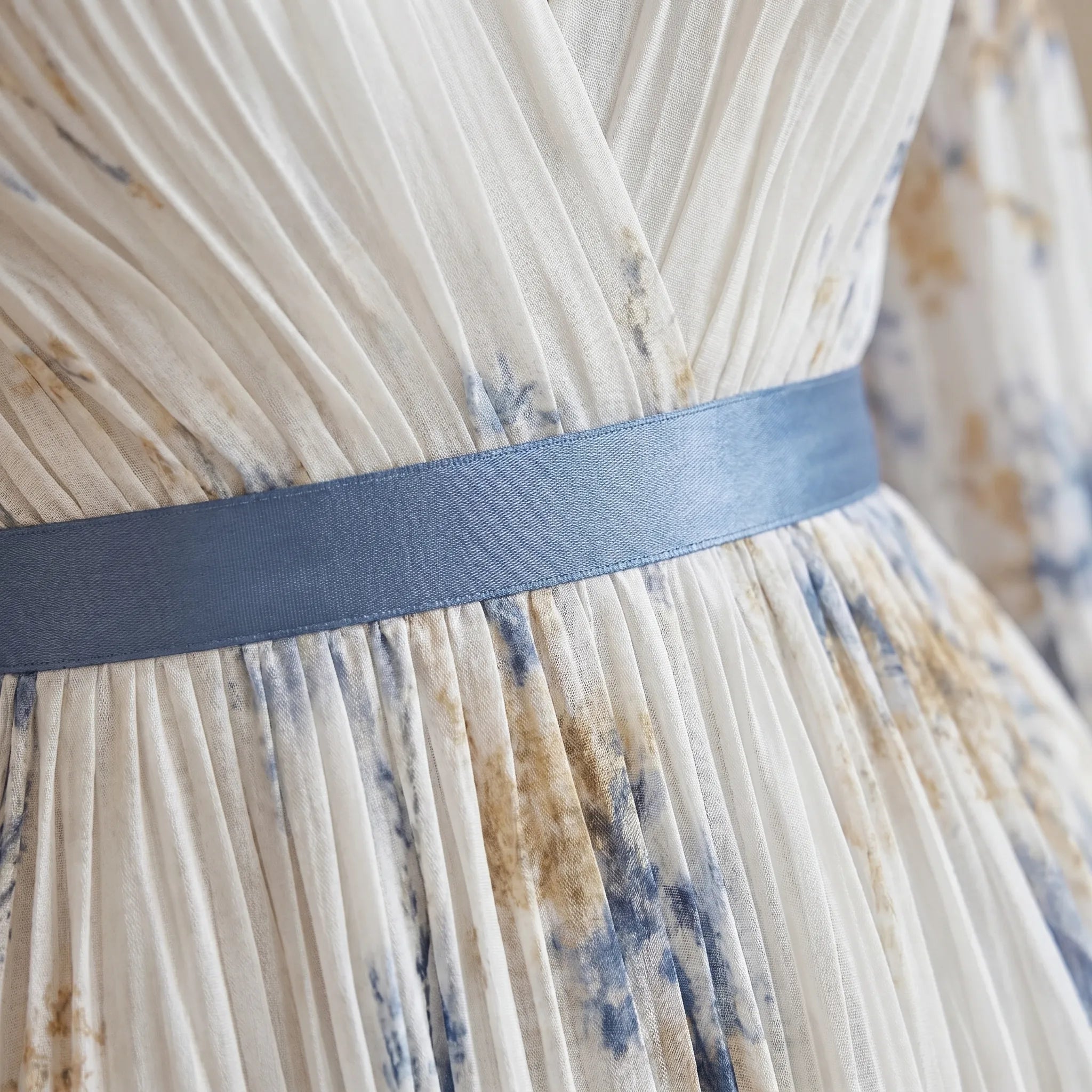Celrien | Long Sleeve Pleated Maxi Dress