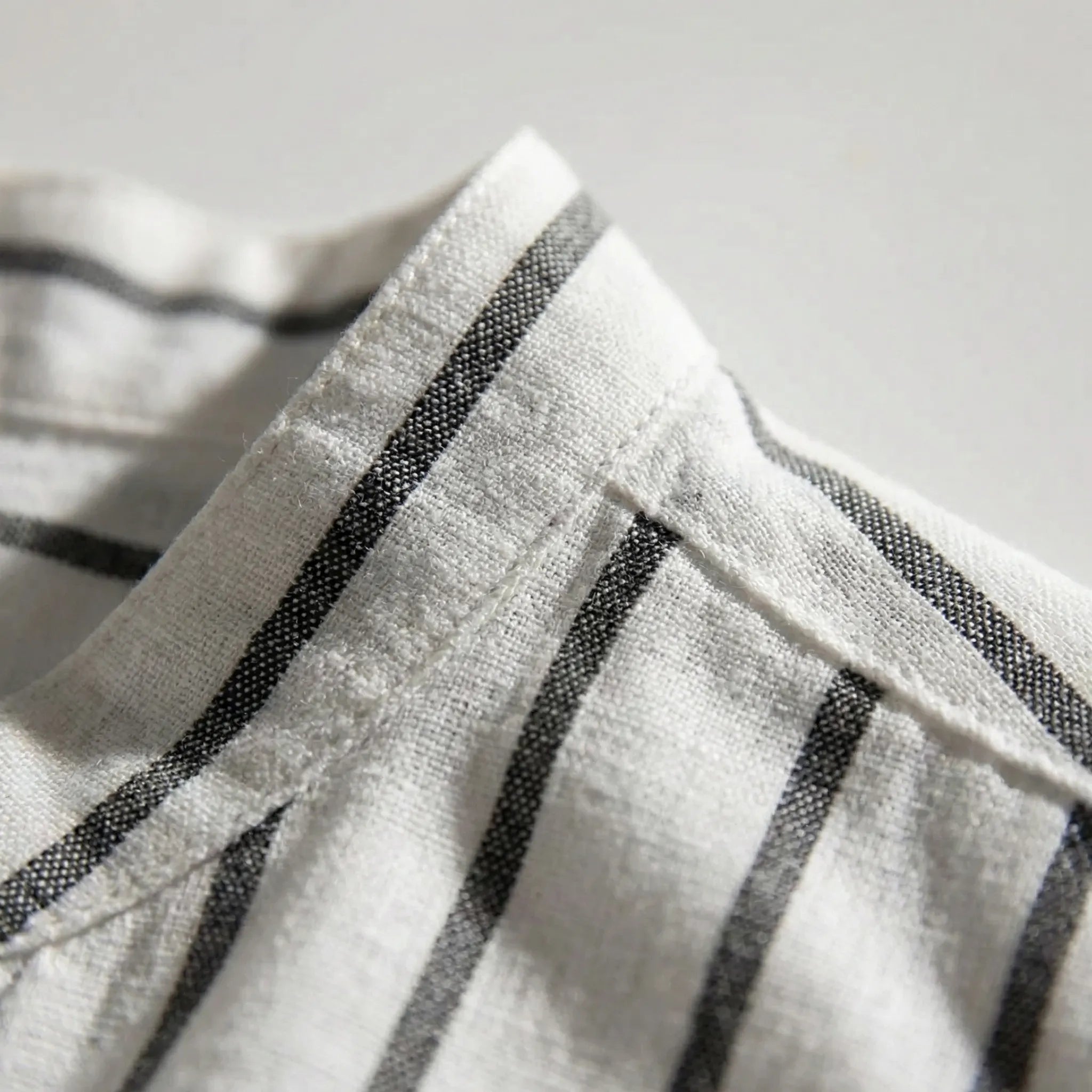 Celrien | Striped Stand-Up Collar Short Sleeve Shirt