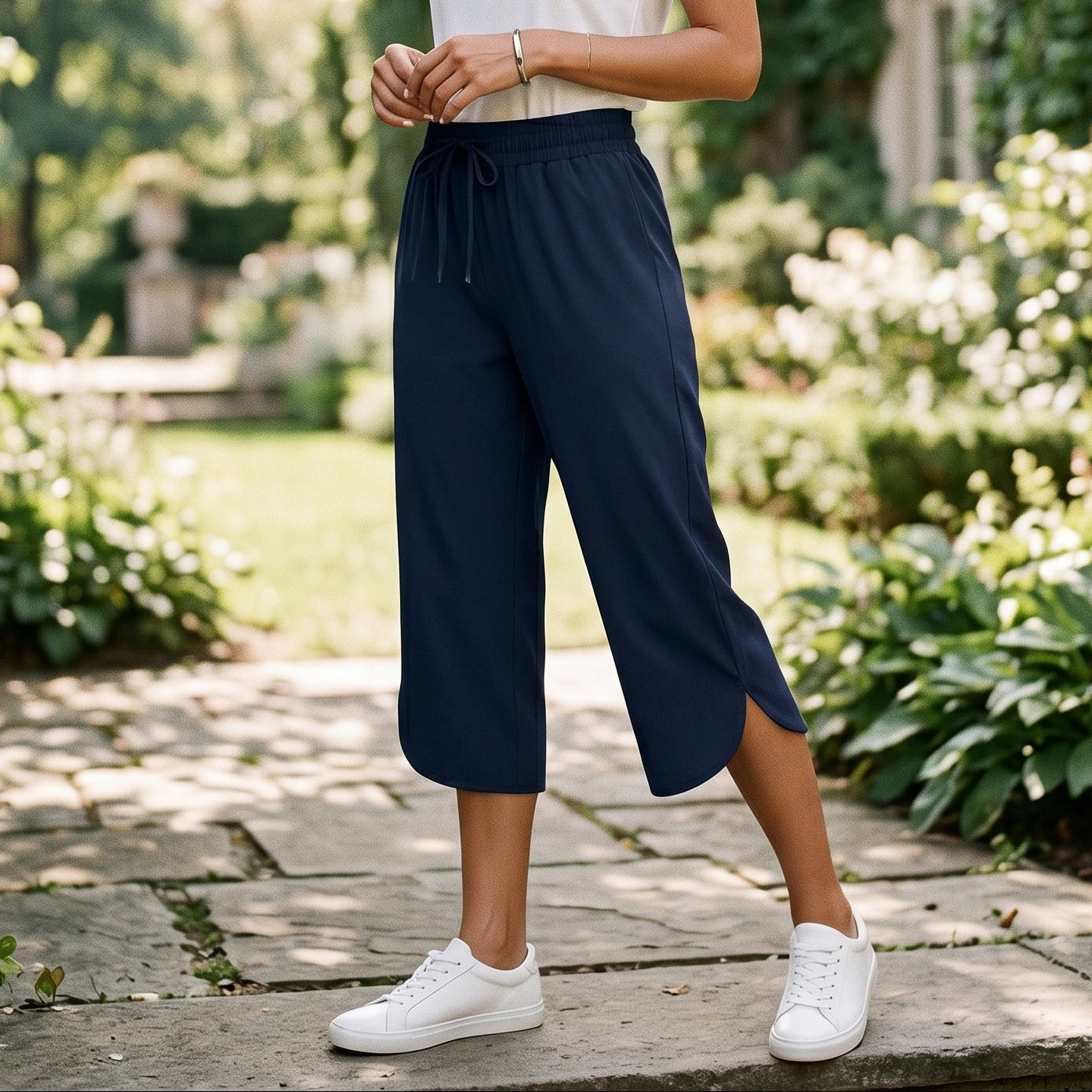 Celrien | Women's Lightweight Comfortable Cargo Capris for Ladies