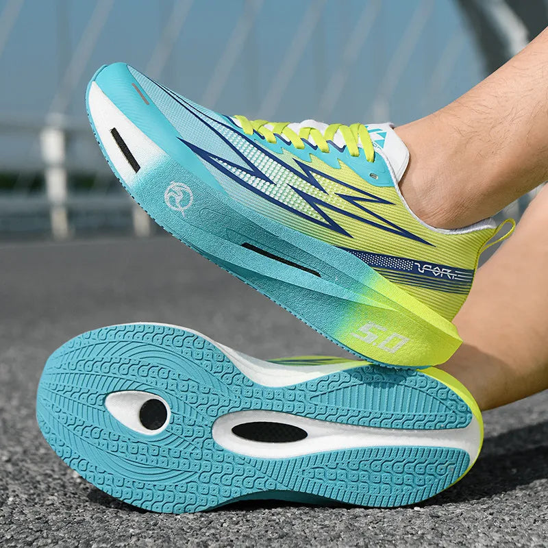 Carbon plate running shoe with responsive midsole for marathon racing