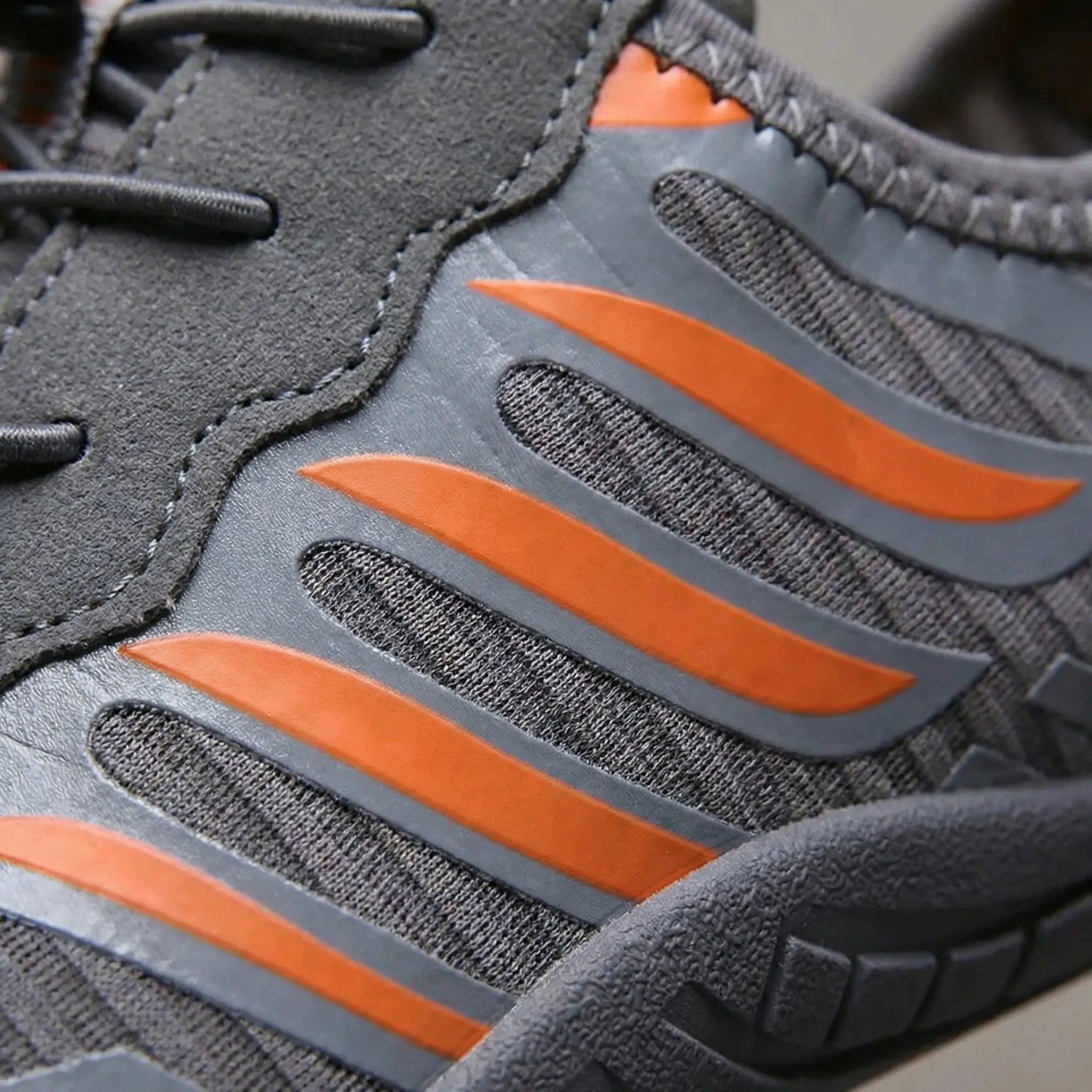 Quick-dry amphibious barefoot shoes with lightweight flexible sole