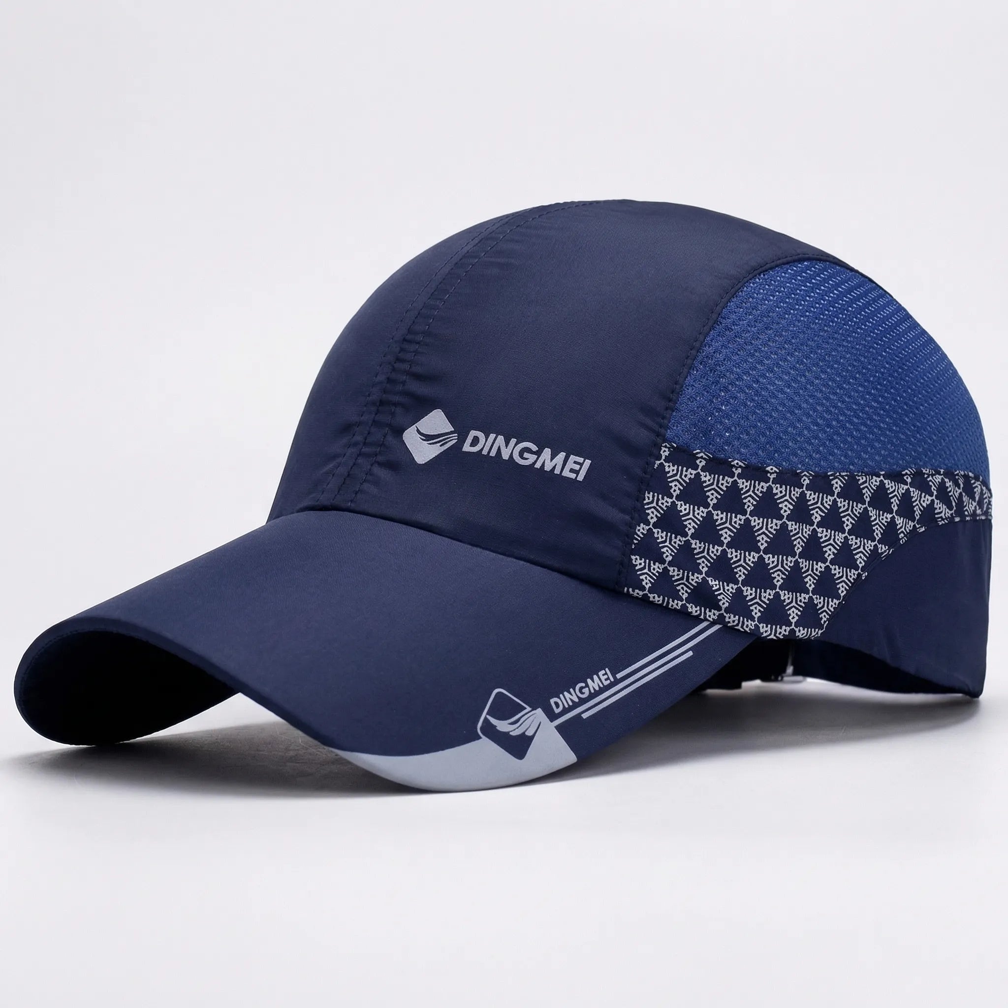 Men's breathable baseball cap with mesh panels and adjustable strap