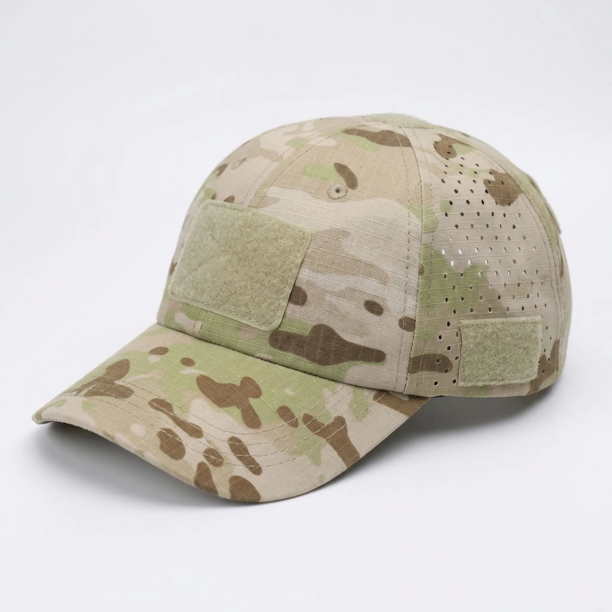 Men's camouflage baseball cap with breathable mesh construction and adjustable strap