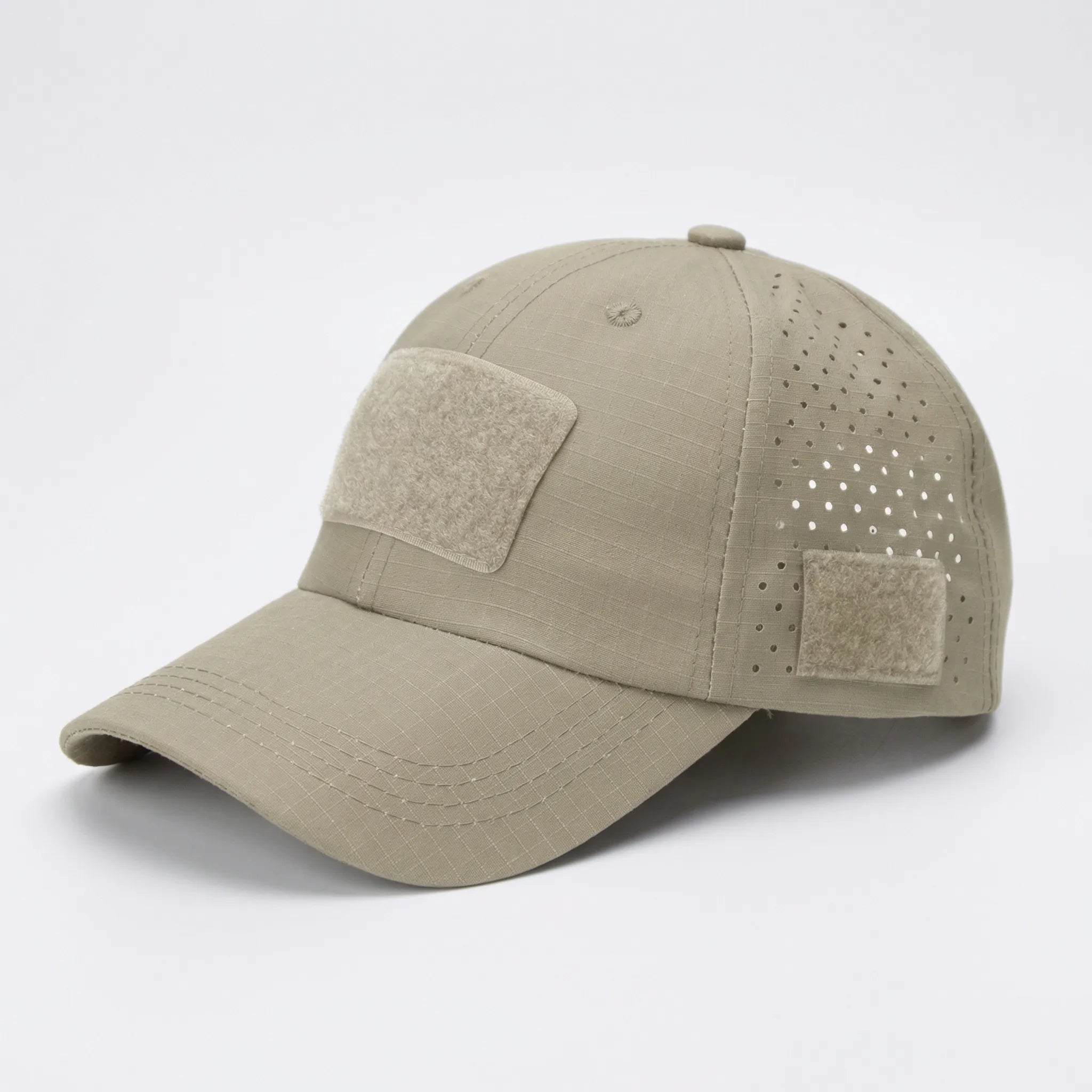 Men's camouflage baseball cap with breathable mesh construction and adjustable strap