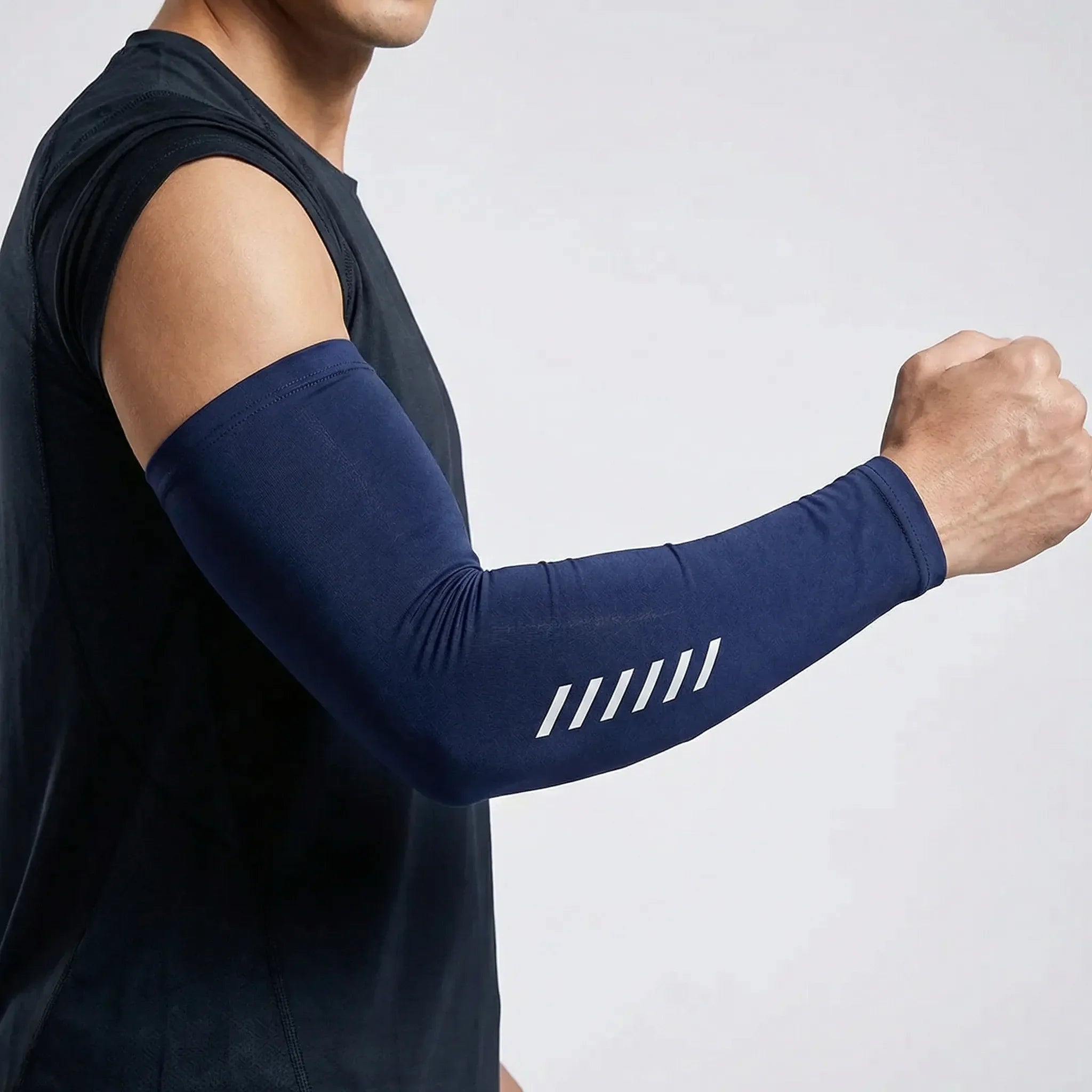 Lightweight cooling arm sleeves with UV protection and anti-slip grip