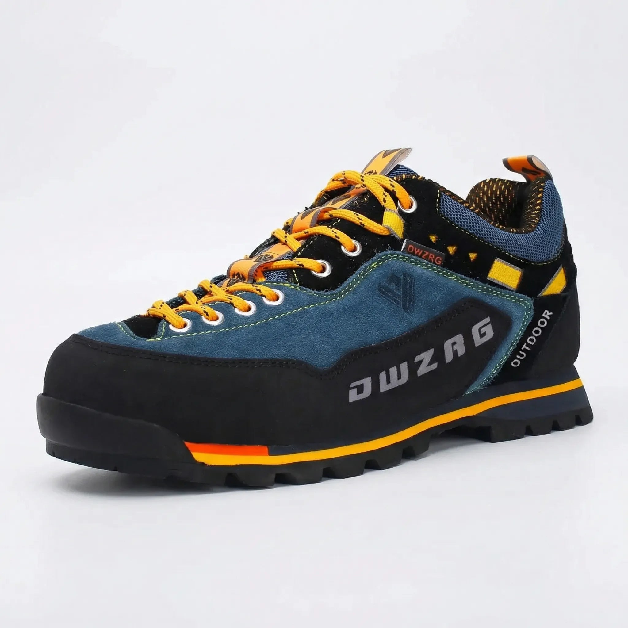 Men's waterproof hiking shoes with reinforced toe cap and deep-tread sole