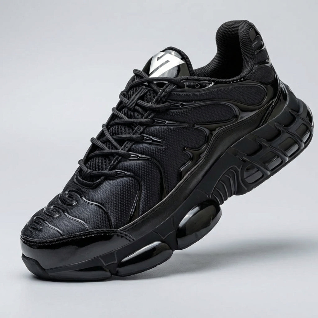 Safety sneakers with reinforced toe protection and slip-resistant sole