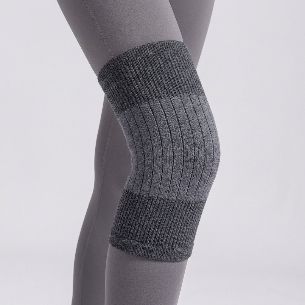 Thermal knee sleeve with plush lining and padded front protection
