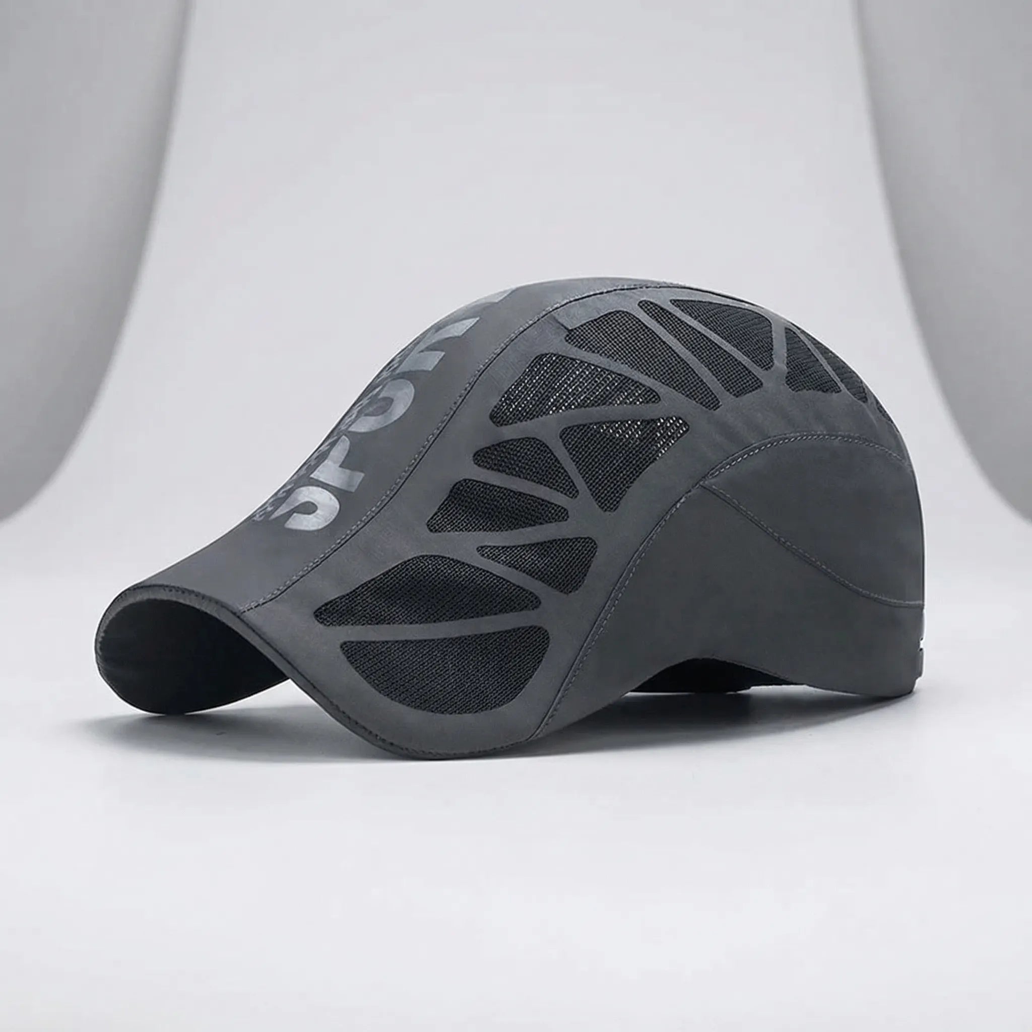 Men's breathable mesh sports cap with ventilation panels and sun bill