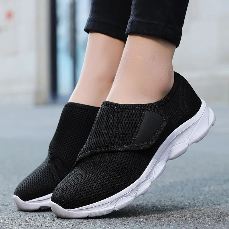 Orthopedic shoes wide-fit walking shoe with adjustable strap and roomy toe box