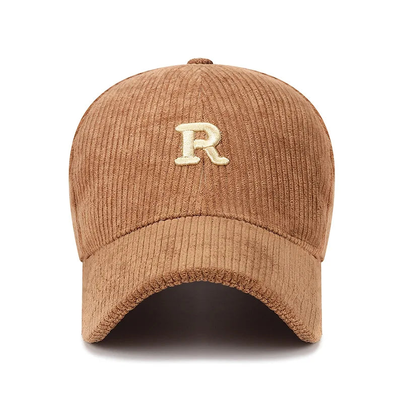 Structured baseball cap with 3D embroidered letter, ribbed polyester